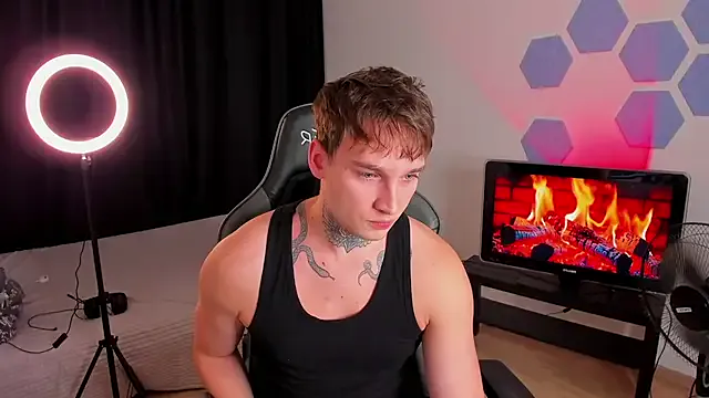 Chris_Tyson — show Cum