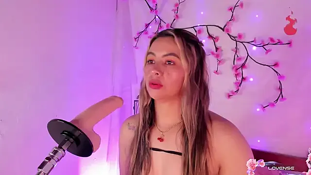 chubbyZoe — spank ass x 5