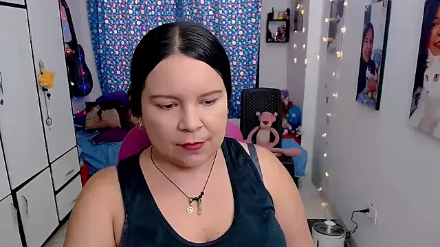 claryssa_ — MAKE ME HAPPYKISS MY BODY