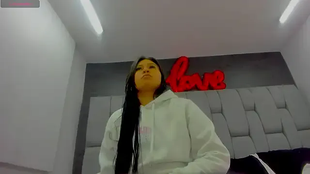 Cloe_Ass — fingers in the ass and suck