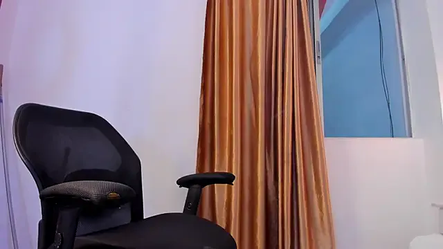 Connie_Luke — Naked for you