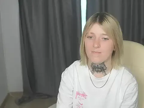 CoraleeStille — show tattoo