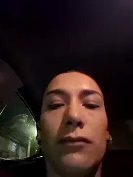 Coraline__dk2 — Flash boobs in public  the gym for 3s 