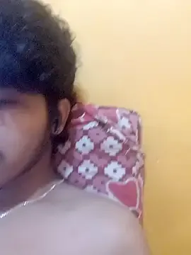 CosmicEmuu — Freechat on StripChat