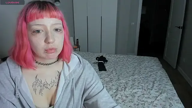 Couple_Molly — Naked boobs 5 min