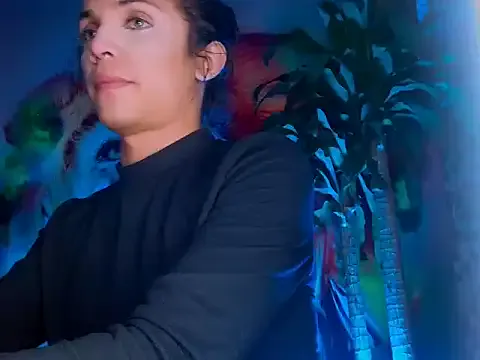 Cristal_Gem1 — show body hot naked dance for you
