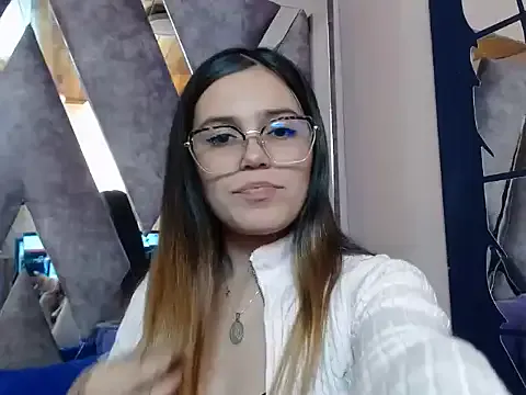 CRISTALHERRANZ — show pussy