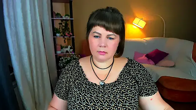 CrystaalStaar — Freechat on StripChat