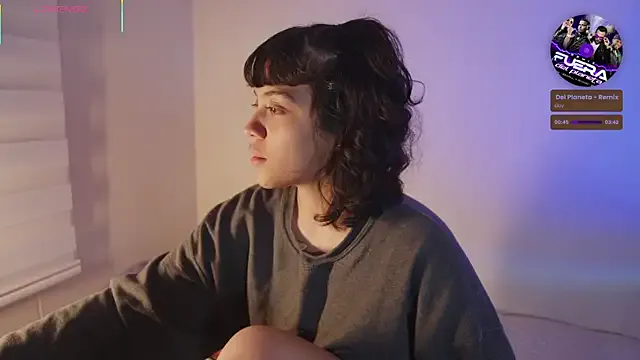curious_kitten_ — oil teasing 