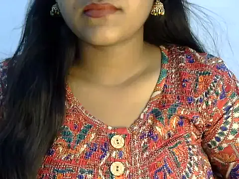 Curvy_Nikita — First day, First Show!!
