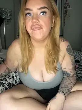 CurvyGirlMyla — PUNISH MY PUSSY BABY 