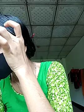 Cute-Priya3 — Freechat on StripChat