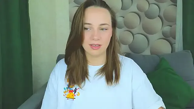 Cute_smile_sharon — spank the ass 30 times