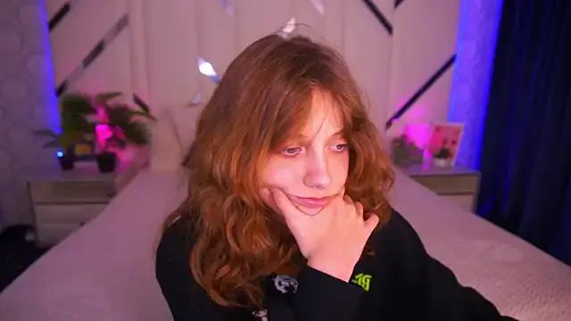 StripChat CuteeFoxy is Freechat CuteeFoxy — hello guys... get to know sweet me