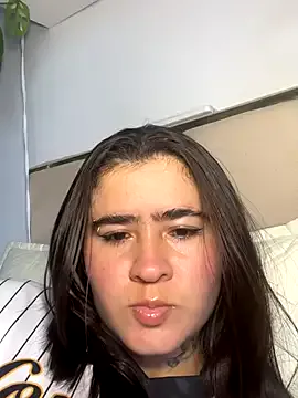 CuteLizzyy — Show ass + 3 spanks