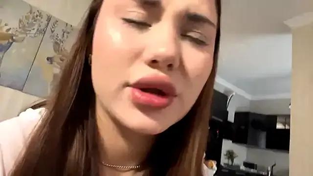 StripChat CuteMangoAlice is Freechat CuteMangoAlice — Show my eyes close up