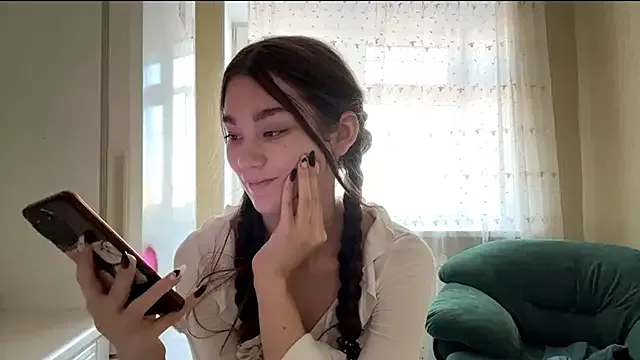 Cuteviola — Show my cute feet