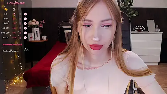Cutie_Annie — cum for you with dildo in pussy