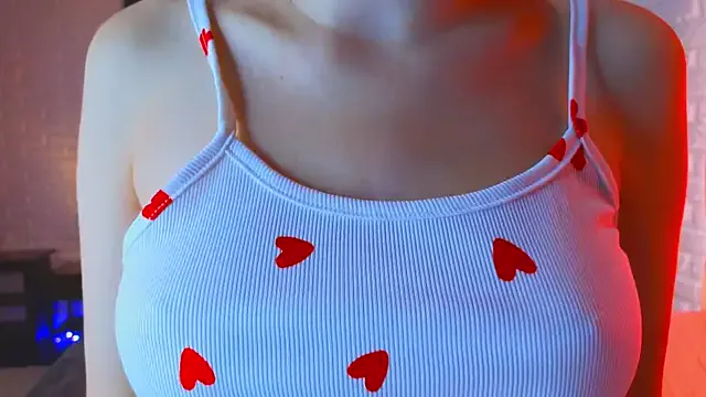 cuty_kate — Sqeeze my tits