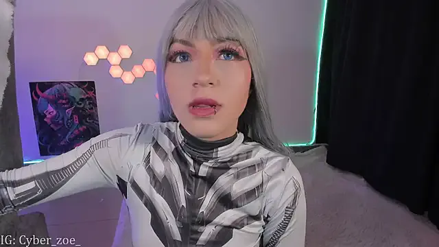 cyberzoe — ride torso