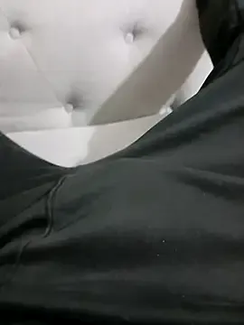 D2GUK — To watch me cum