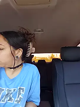 daddysgoodgrl215 — take off shirt and show cute tits