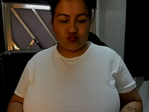 DaianaLutz — spit tits