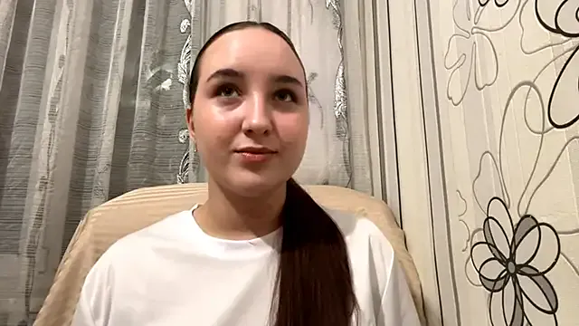 DaisyMolly — Spin around