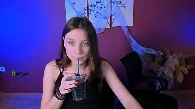 dana_sweet__ — kiss on the lips