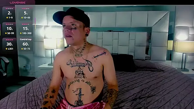 Dangerous_couple_ — slap+buttock