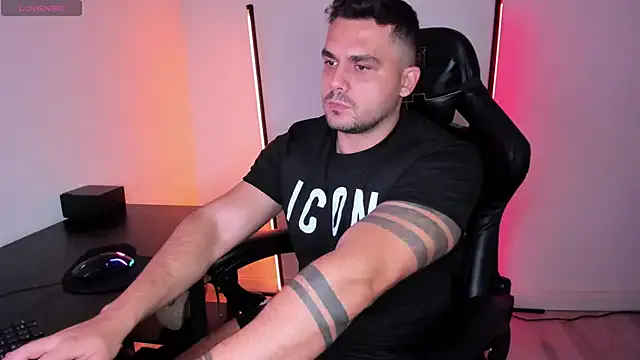 Danielbateson — 1k for 1 cum