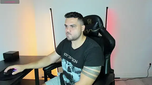 Danielbateson — 1k for 1 cum