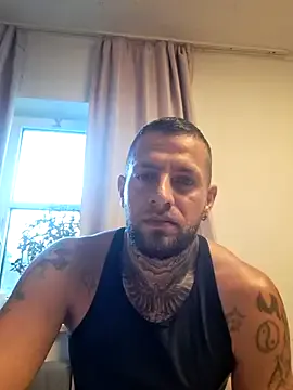 Danielxxxbbn — Freechat on StripChat