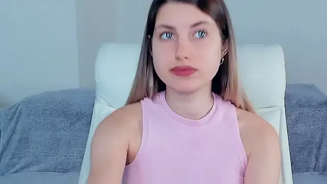 DanitaEibell — so hot here I wanna take off my top