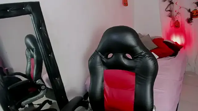 Danka_smith — show boobs