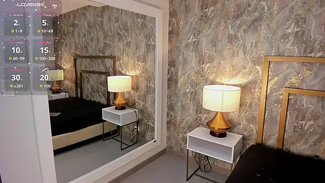 DannaBelucci — Spank tits