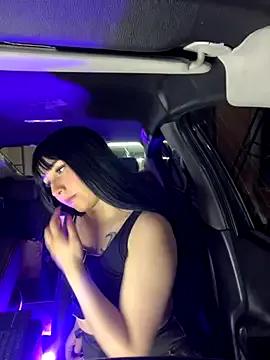 Daphnee-x — Look under my skirt