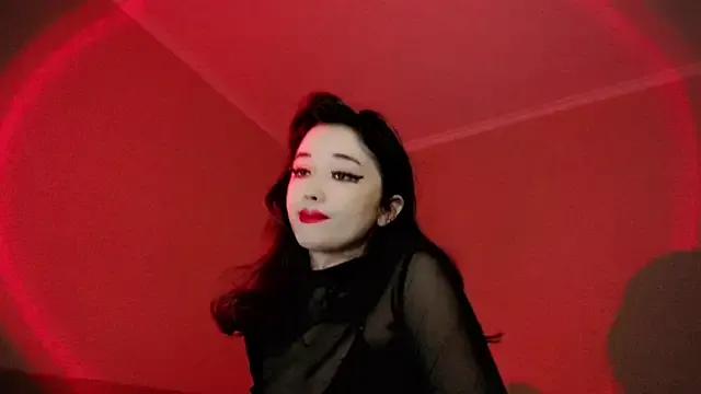 Dazzl1ngFire — Strip till naked 