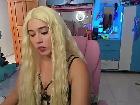 DeisyR — sexo duro squirt