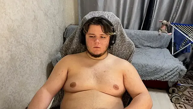 desiredude9 — squat 15 times