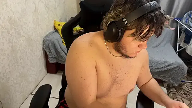 desiredude9 — quick chair spins