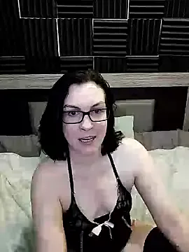 DesreRose — Layered Goals! 1st Goal: Top-less
