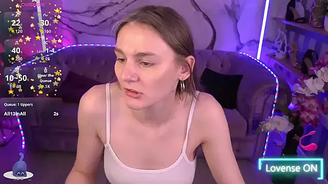 DiamondGoldie — Erotic dance