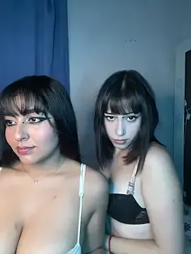 Die-lunara — Show tits