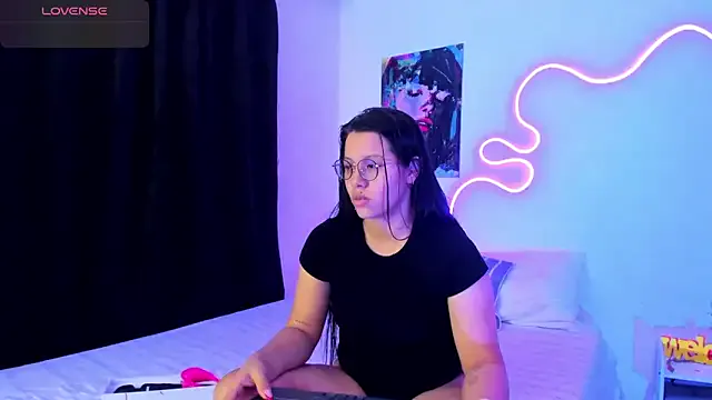Dilan_and_Mia — Freechat on StripChat