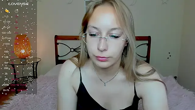 dina_sunshine — Show ASS in panties