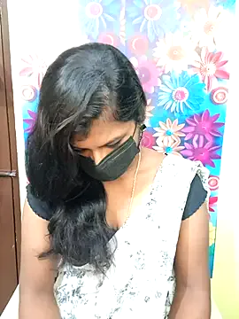 Divya_Spandhana_90 — Freechat on StripChat