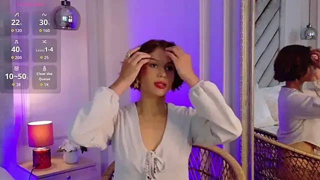 Donna-Doll- — Let me see your sexy outfit