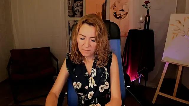 StripChat DonnaSmitth is Freechat DonnaSmitth — Complete the look with a handbag