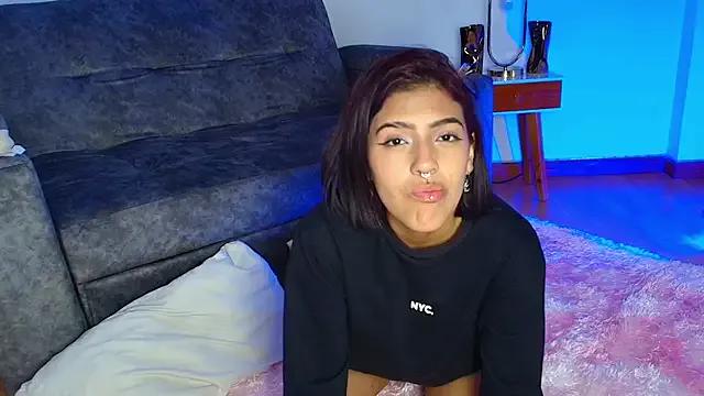 StripChat Dulce_Bella_ is Freechat Dulce_Bella_ — deepthroat saliva